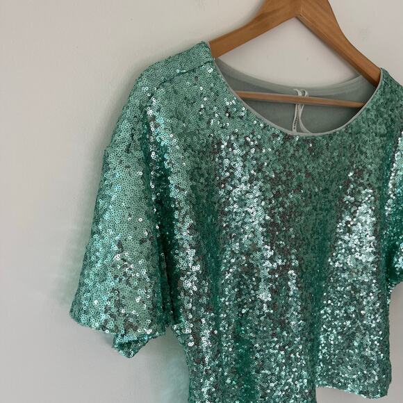 By Anthropologie Sequin Glitter Short Sleeve Cropped Turquoise Top, Size Small - Picture 11 of 12